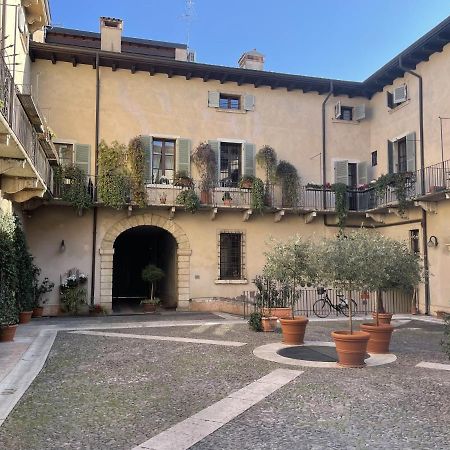Antiche Colonne Suite Verona Exterior photo